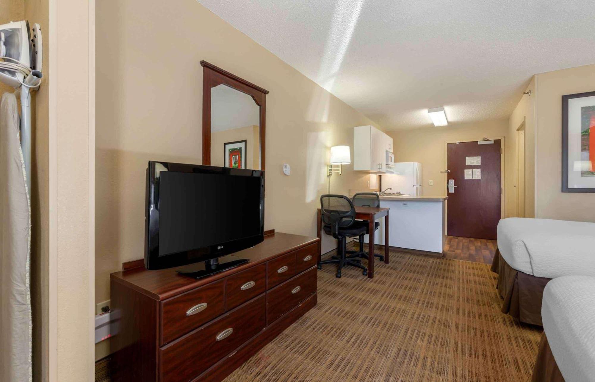 Extended Stay America Suites - Rockford - I-90 Exteriör bild