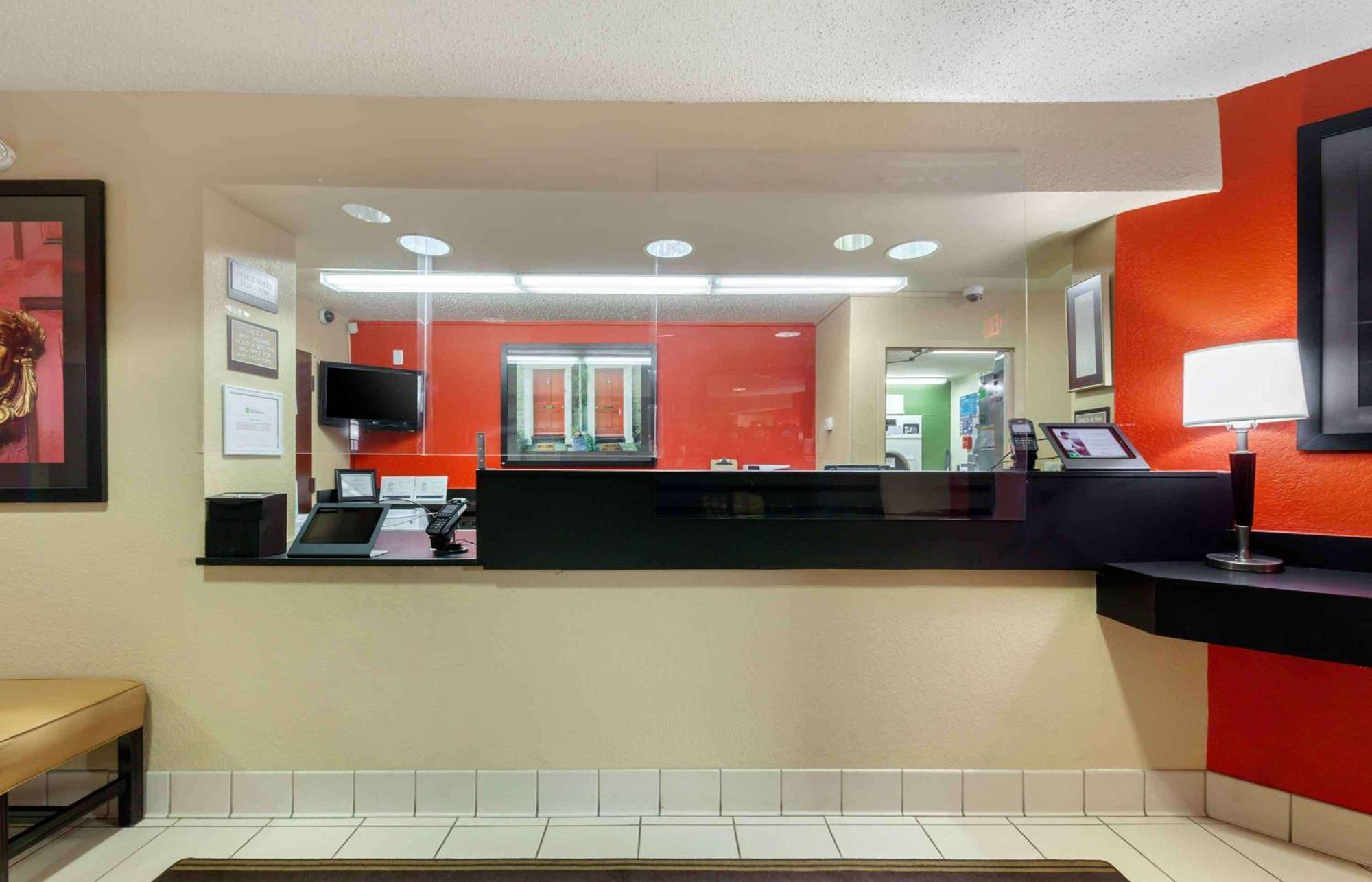 Extended Stay America Suites - Rockford - I-90 Exteriör bild