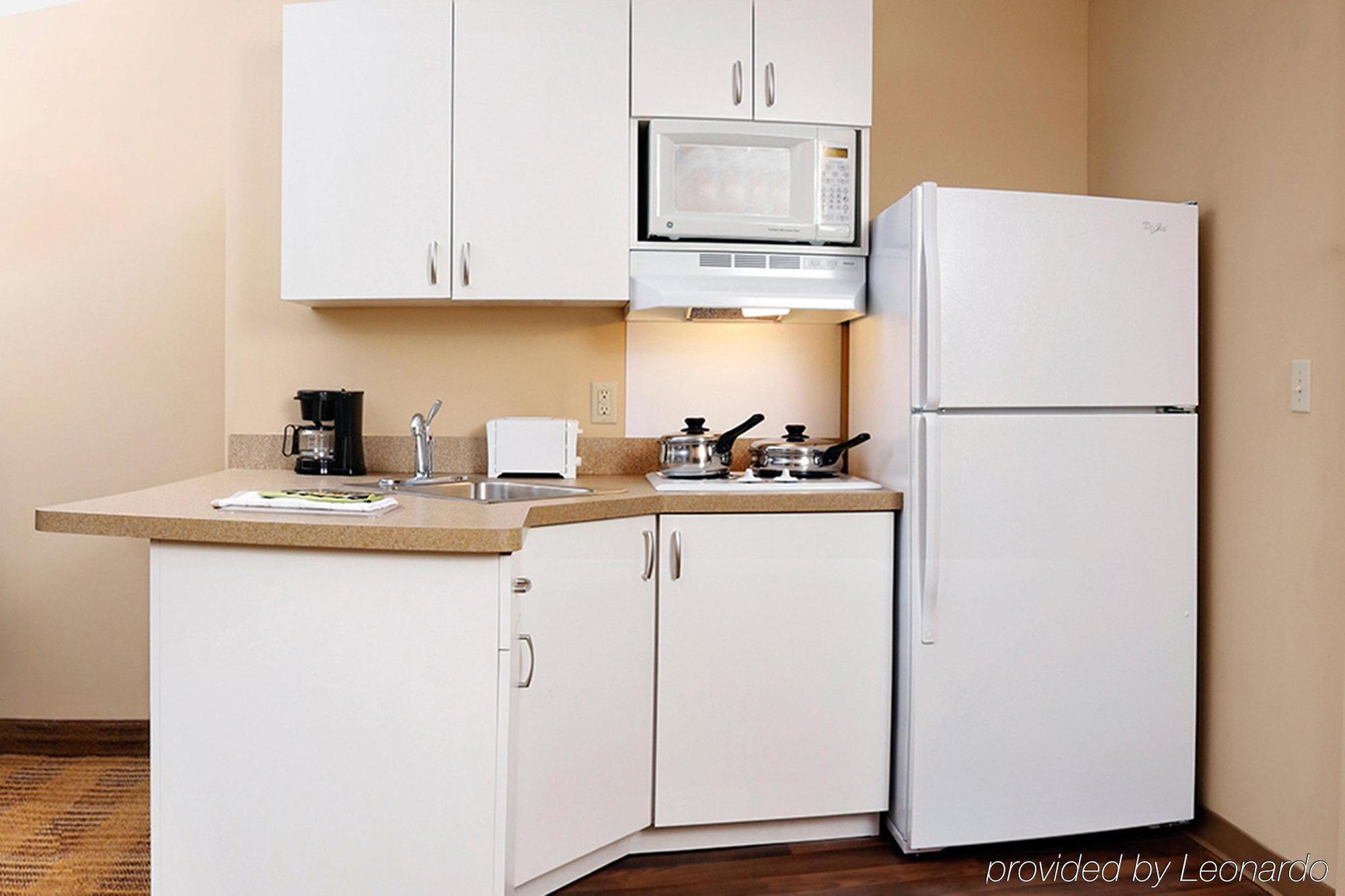 Extended Stay America Suites - Rockford - I-90 Exteriör bild